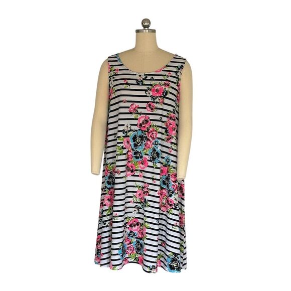 Bobbie Brooks Dresses & Skirts - Bobbie Brooks Women's M Sleeveless Striped Floral Knee Length Dress